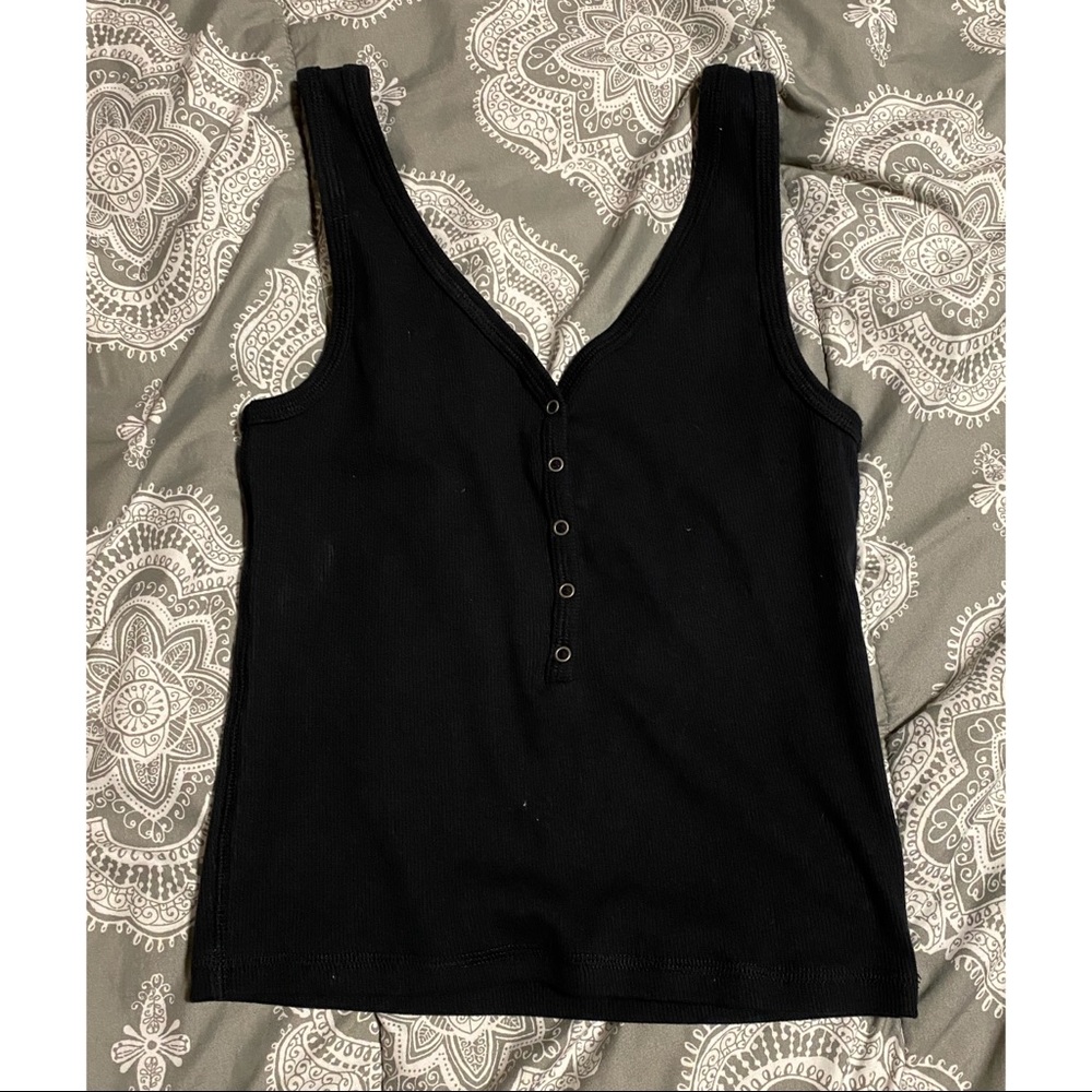 NWOT Ribbed Knit Crop Tank